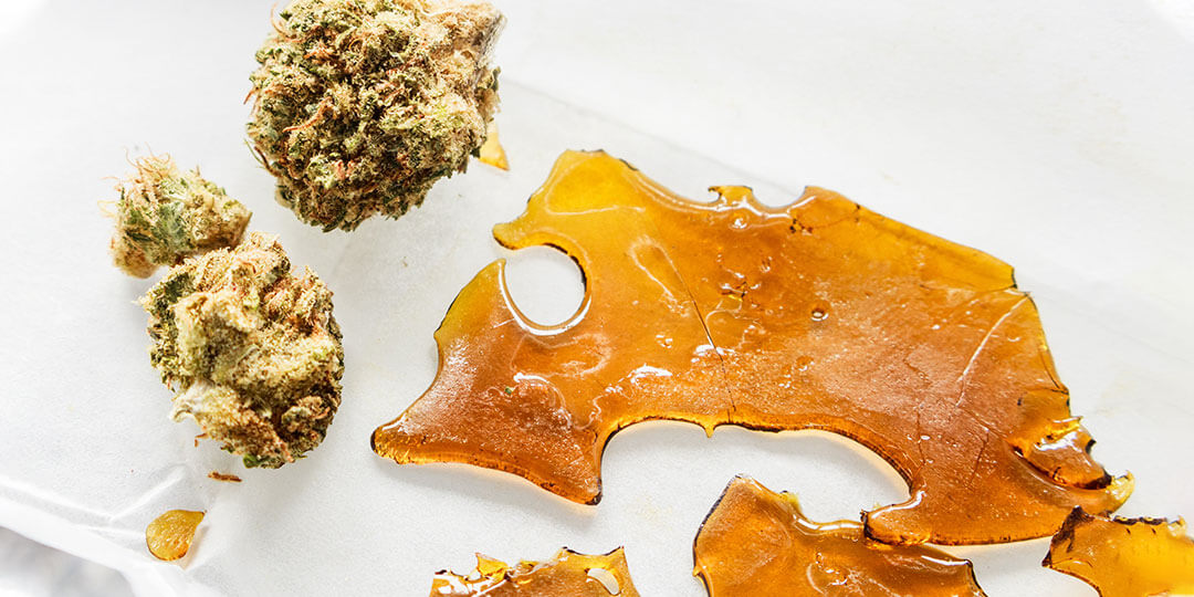 What is dabbing and how do dabs work? - HempElf UK Top Hemp & CBD Products online for sale.