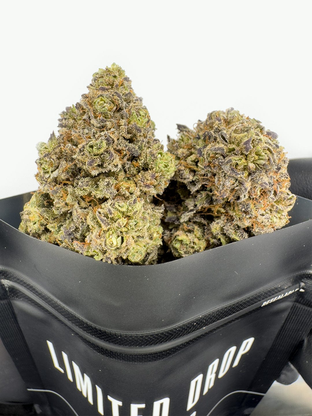 Sherlato close up CBD flowers